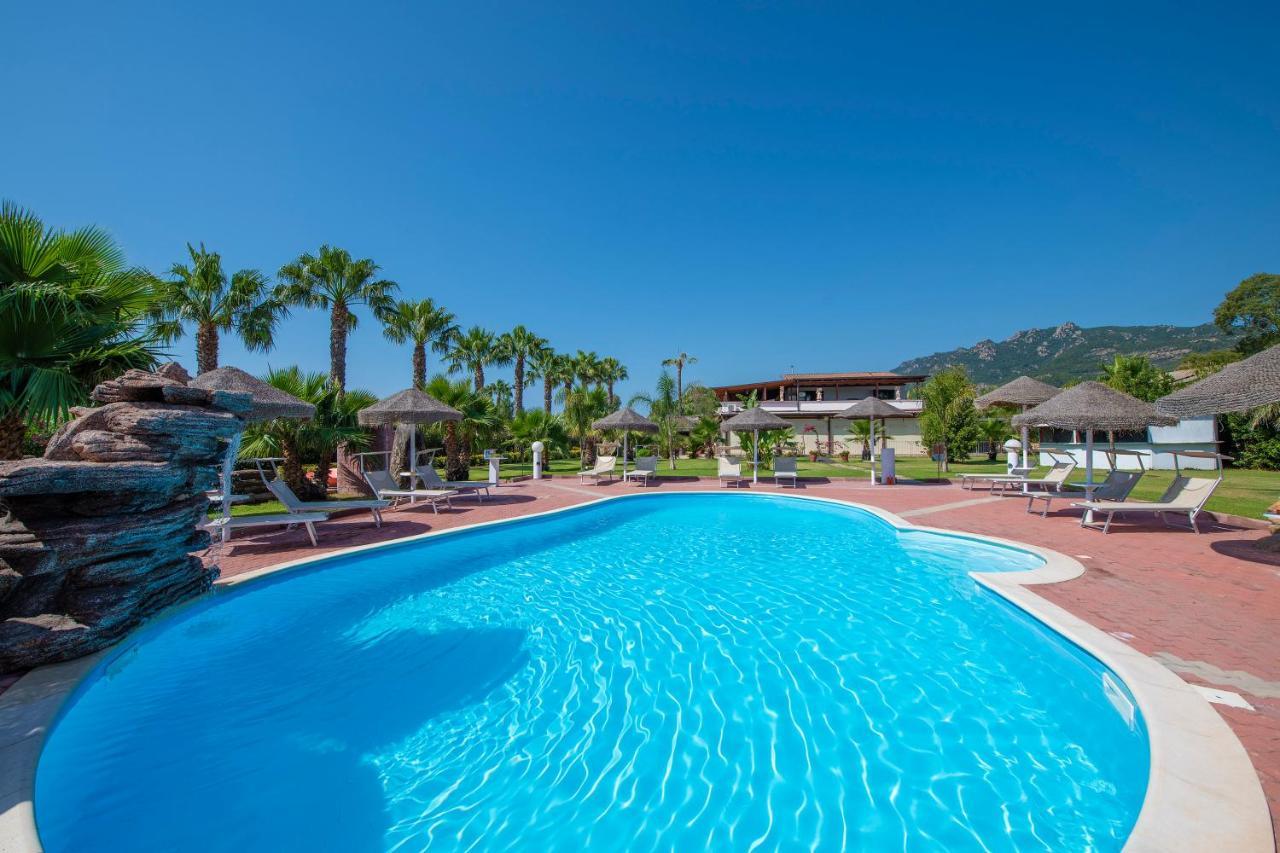 Hotel Rurale Orti Di Nora & Spa Santa Margherita di Pula Eksteriør billede