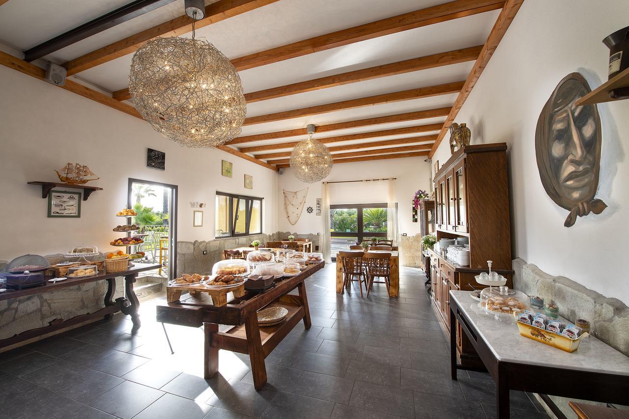 Hotel Rurale Orti Di Nora & Spa Santa Margherita di Pula Eksteriør billede
